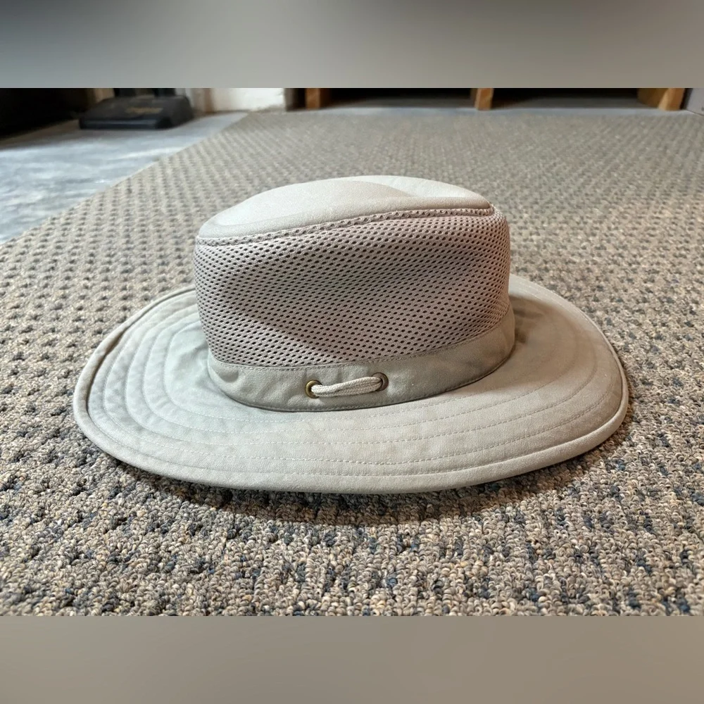 Tilley mesh hat - Picture 1 of 6